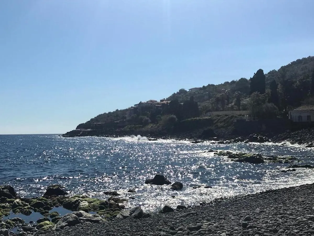 Tuttifrutti Holiday Acireale